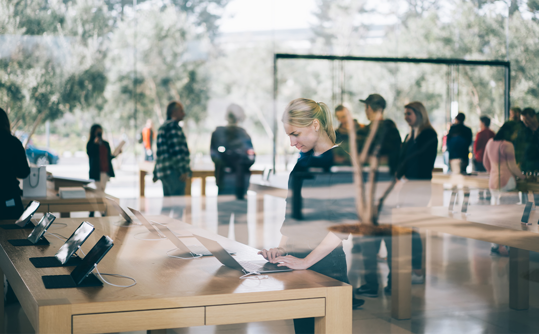 4 Ways Generative AI is Transforming the CPG Industry